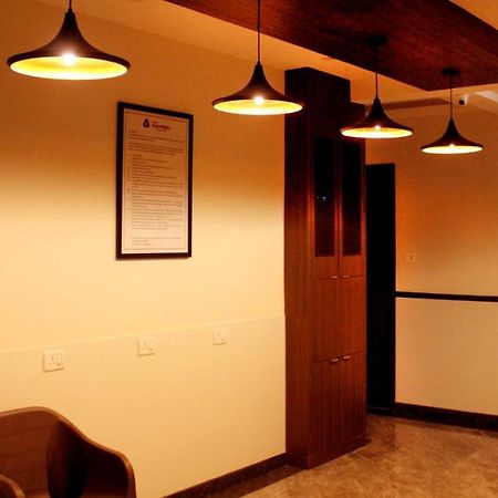 Hotel Saineel Mumbai Bagian luar foto