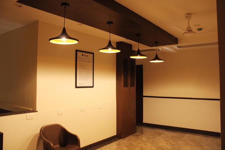 Hotel Saineel Mumbai Bagian luar foto